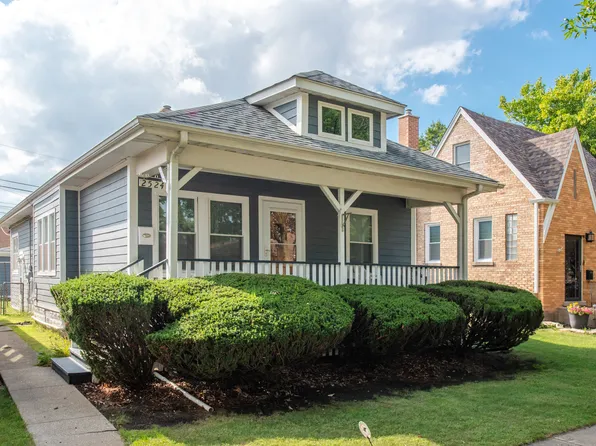 2524 Burr Oak Ave, North Riverside, IL 60546