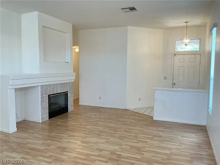 1739 Franklin Chase Ter — Photo 9