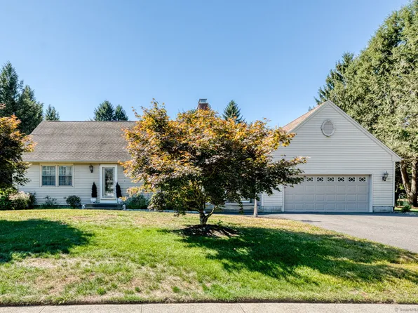 5 Windmill Road, Enfield, CT 06082