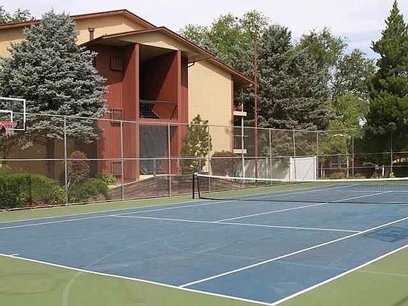 Tennis court