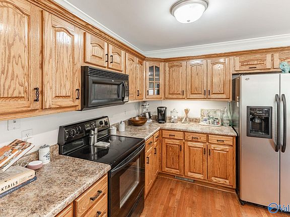 4th image of 226 Chestnut Oak Cir