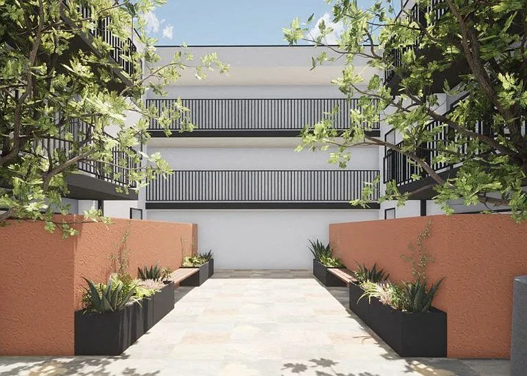 Mariposa Avenue Apartments — Photo 4