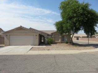 2403 E Saguaro Dr, Mohave Valley, AZ 86440