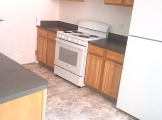 29 Broadway Ter, Norwich, CT 06360