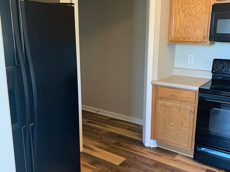 8502 Arboles Ct — Photo 5