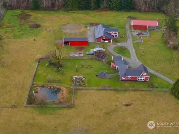 1996 Friday Creek Road, Burlington, WA 98233