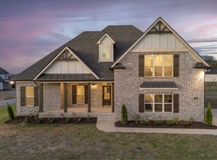 512 Brookridge Ln #32, Lebanon, TN 37087