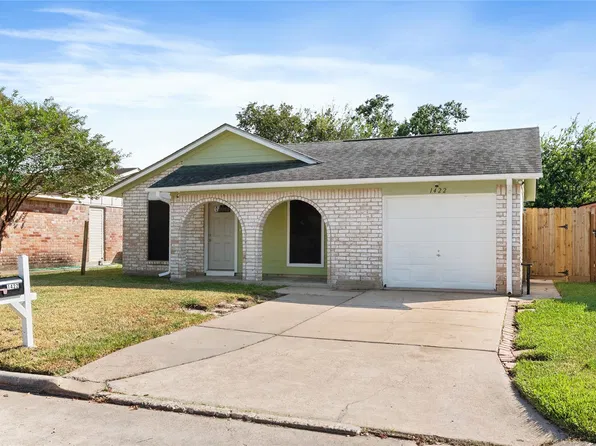 1422 Kappa St, Pasadena, TX 77504