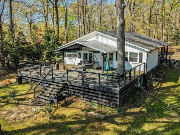 8 N Dogwood Dr, Mayflower, AR 72106