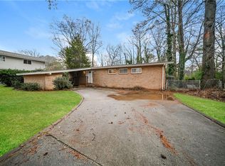 6560 Maddox Rd, Morrow, GA 30260