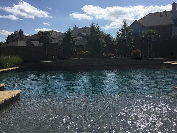 3rd image of 1000 Monticello Dr