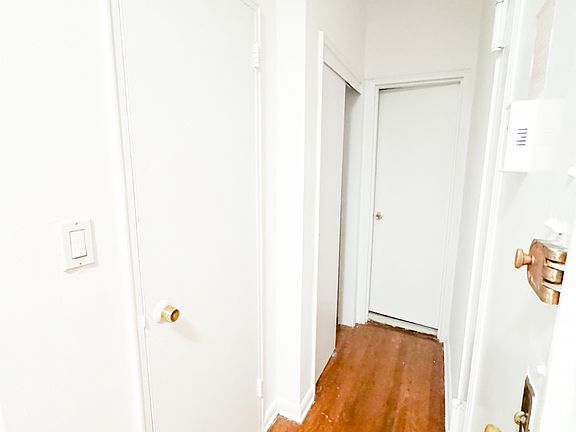 3rd image of 534 E 85th St APT 1D