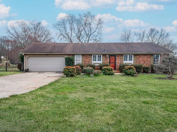 1330 Old Furnace Rd, Boiling Springs, SC 29316