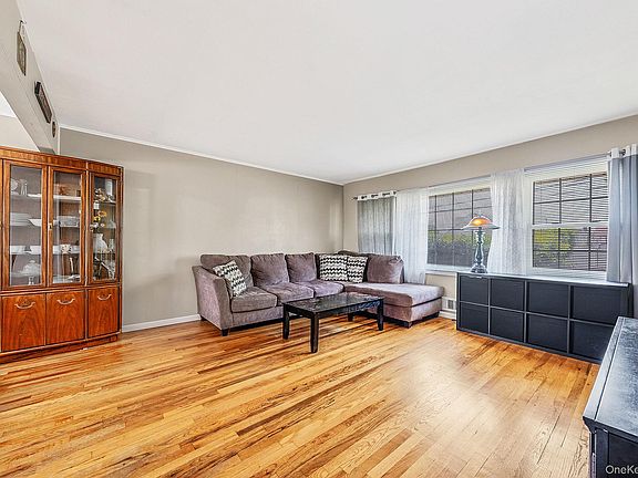 5th image of 63 Wilfred Boulevard