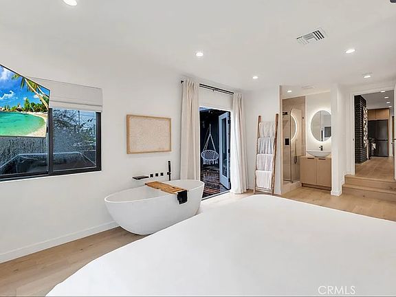 4th image of 4713 Don Pio Dr