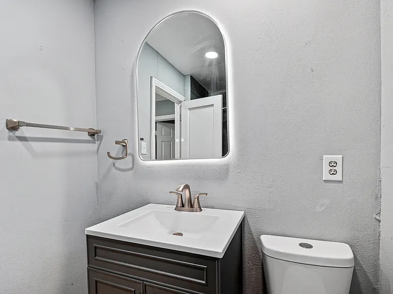 502 Azalea Dr — Photo 9