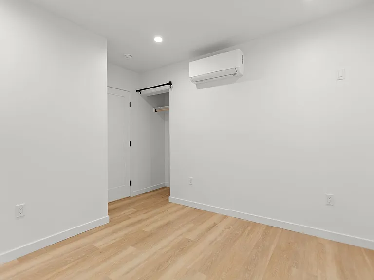 (Sr/Eu/Yo:B) 3280 Provon Lane — Photo 18