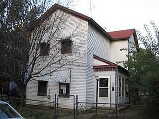 1st image of 28 McClure St