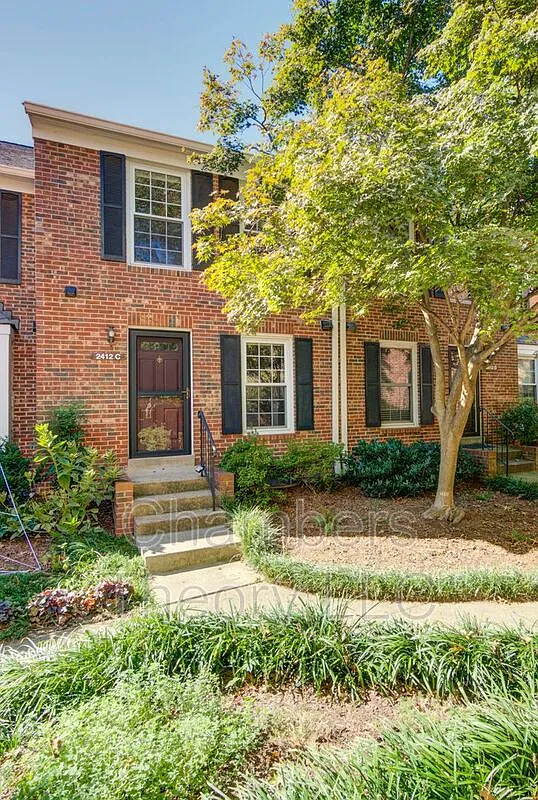 2 bed, 2.5 bath, 1632 sqft, $3,400 — Photo 4