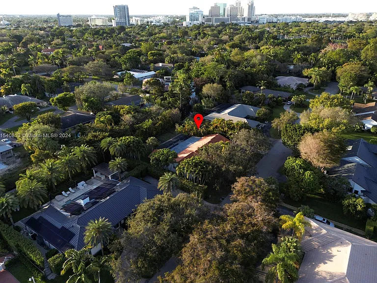 10130 SW 70th Ave — Photo 70