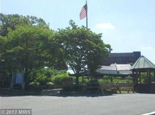 1523 Gingerwood Ct, Vienna, VA 22182