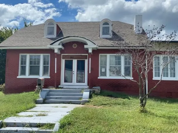 701 S 6th St, Paducah, KY 42003