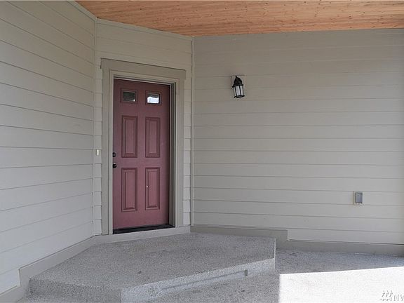 2nd image of 3828 Southlake Dr SE