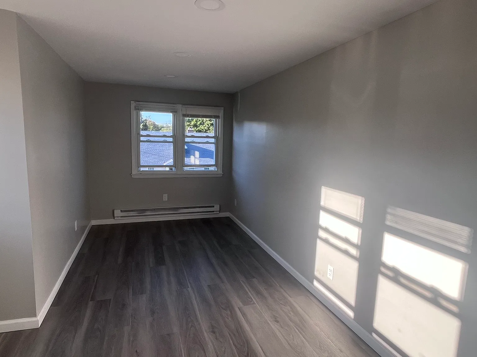 2 bed, 750 sqft, $2,800 — Photo 1