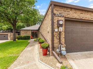2743 Fairway Park St, Grand Prairie, TX 75050