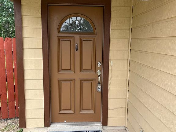 3rd image of 8227 Club Meadow Dr
