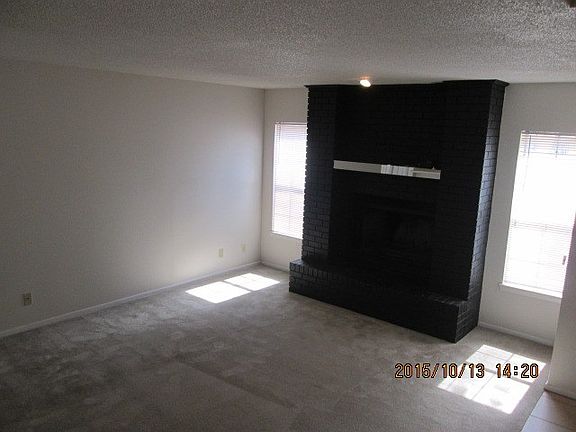 3rd image of 5122 Collinwood Ave #5120