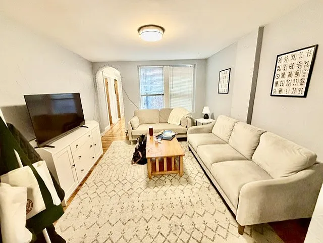 109 Salem St #2