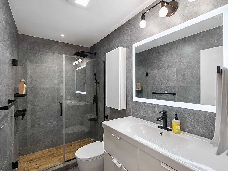 415 Oak Ave — Photo 22