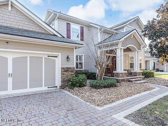 4th image of 833 EAGLE POINT Drive