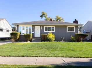 5721 Michael Dr, Brookpark, OH 44142