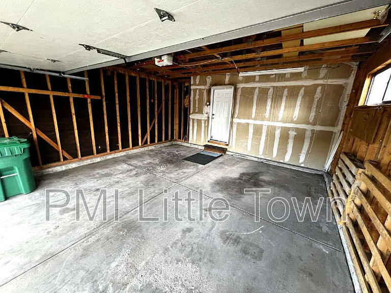 10772 W Berry Ave — Photo 26