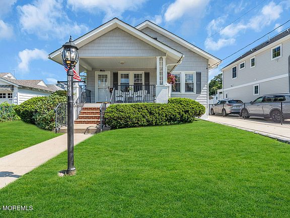 4th image of 1320 Stewart Avenue