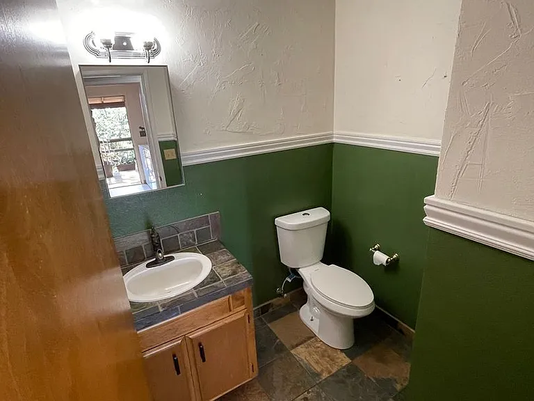1822 Arrowhead Dr — Photo 16