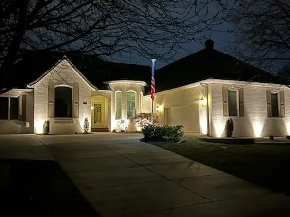 1335 N Fenchurch Lane, Springfield, MO 65802