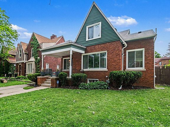 3rd image of 15348 Stahelin Ave