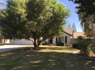 9905 Allspice Rose Ct, Bakersfield, CA 93311