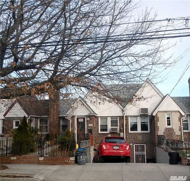 1st image of 14919 122nd St