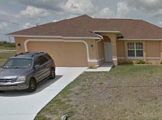 606 NW 6th Ter, Cape Coral, FL 33993