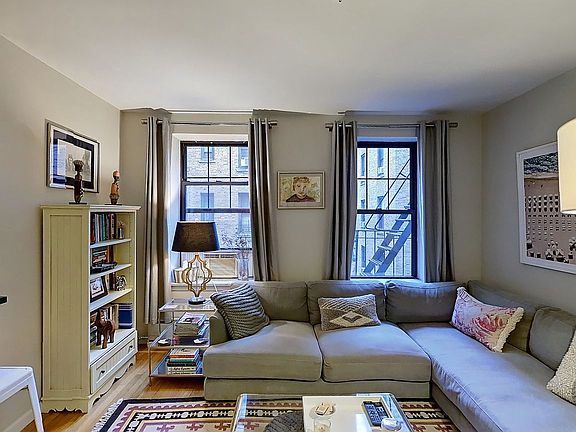 4th image of 303 W 19th St APT 31