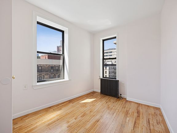 2nd image of 57 Kenmare St #224