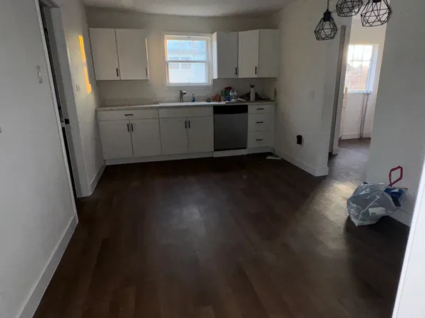 715 N Myrtle St, Pierce City, MO 65723