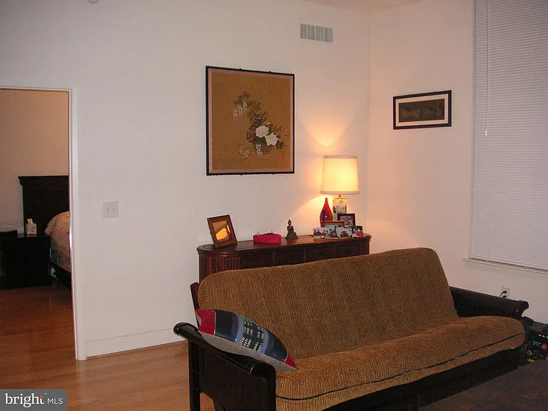 1205 Garfield St #206 — Photo 3