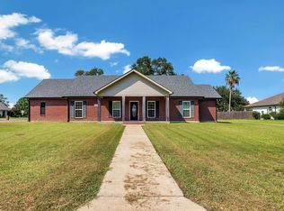 2061 S Red Oak Forest Ln, Sulphur, LA 70665