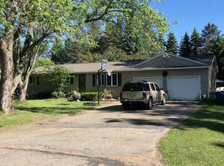 1206 2nd Ave, Crivitz, WI 54114