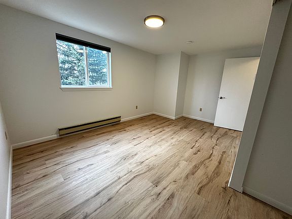 4th image of 1602 W Koch St Unit 2